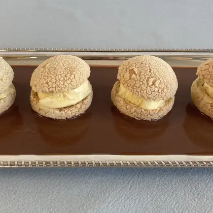 Profiteroles